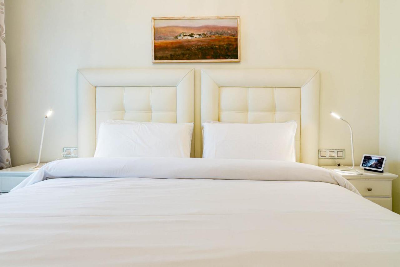 Ade10- Front Line San Pedro By Roomservices Marbella